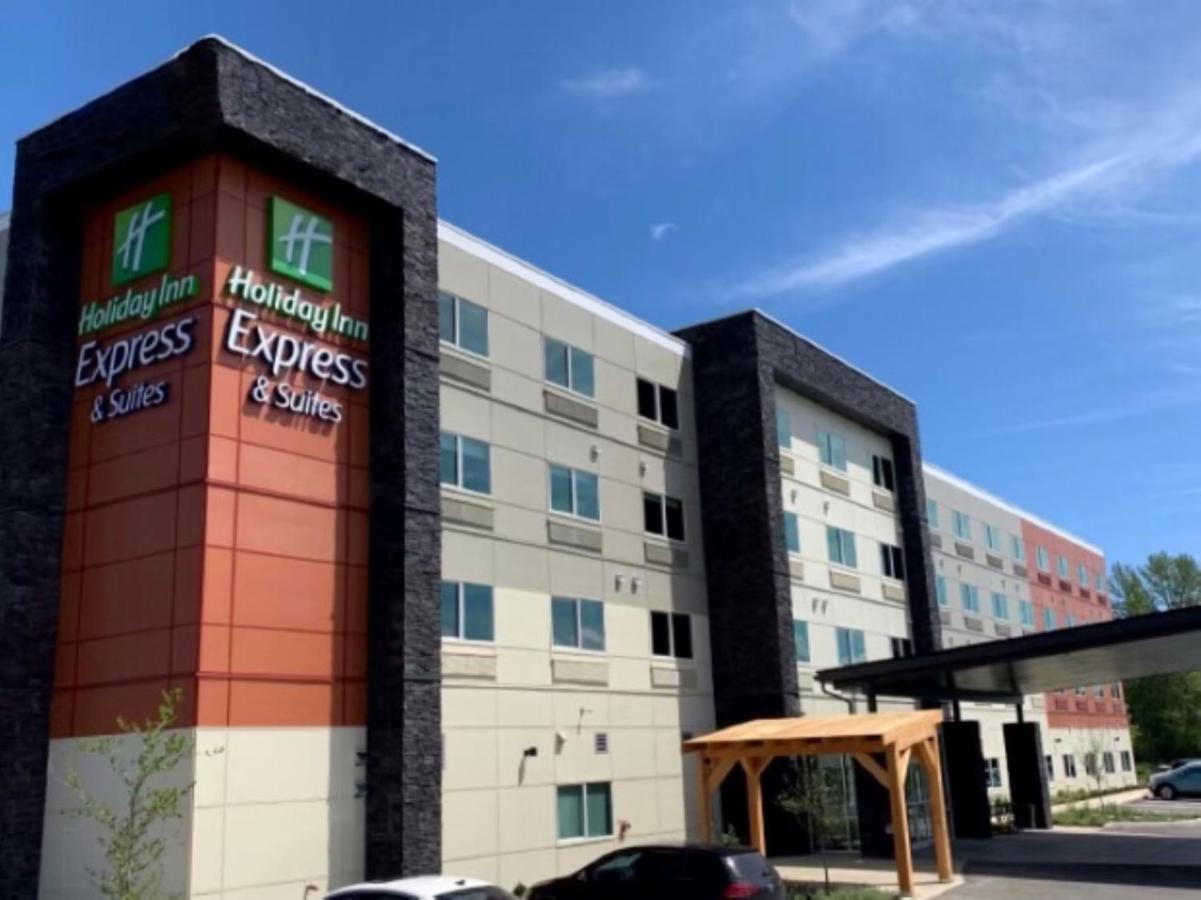 Holiday Inn Express & Suites - Courtenay - Comox By Ihg מראה חיצוני תמונה