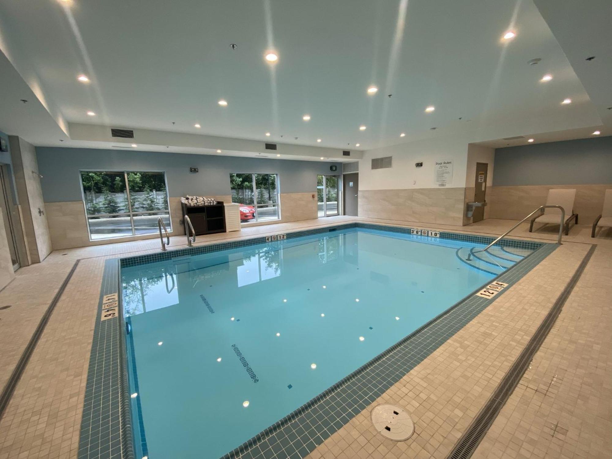 Holiday Inn Express & Suites - Courtenay - Comox By Ihg מראה חיצוני תמונה